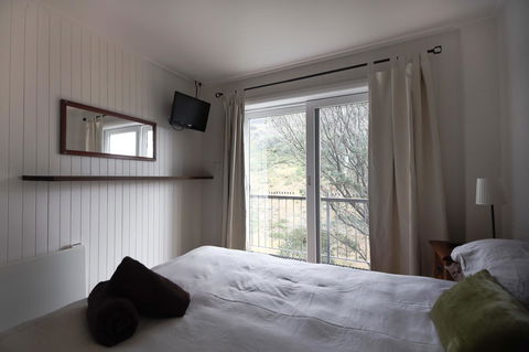 Maisonettes Falls Creek - Accommodation Mount Tamborine 6