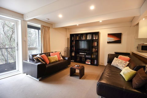 Maisonettes Falls Creek - Accommodation Mount Tamborine 2