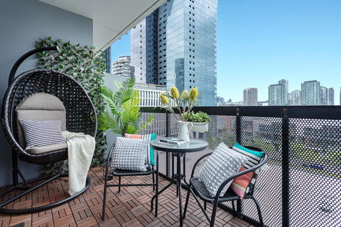Water Views, Lovely 2BRs, Free Tram Zone, Close To Everything! - Accommodation Mount Tamborine 1