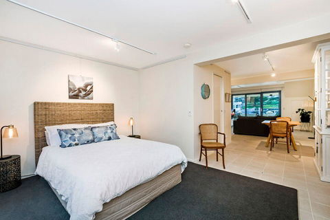 The Waterfront Apartment - Accommodation Mount Tamborine 5