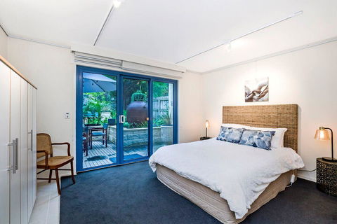 The Waterfront Apartment - Accommodation Mount Tamborine 6