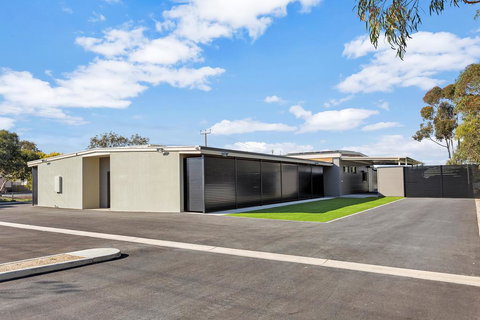 The Bunkhouse - Accommodation Mount Tamborine 2