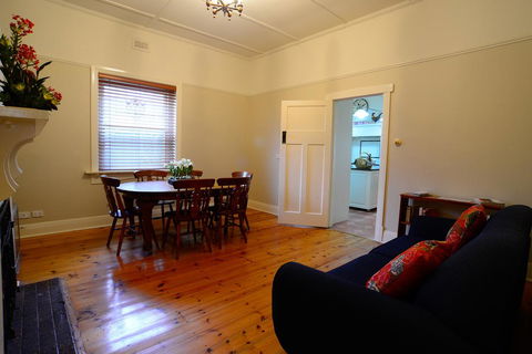 The Californian - Accommodation Mount Tamborine 3