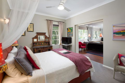 The Castle - Villa By The Sea - Accommodation Mount Tamborine 1