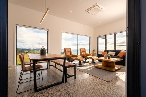 The Cove Tasmania - Accommodation Mount Tamborine 3