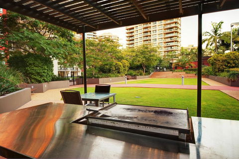 The Docks On Goodwin - Accommodation Mount Tamborine 3