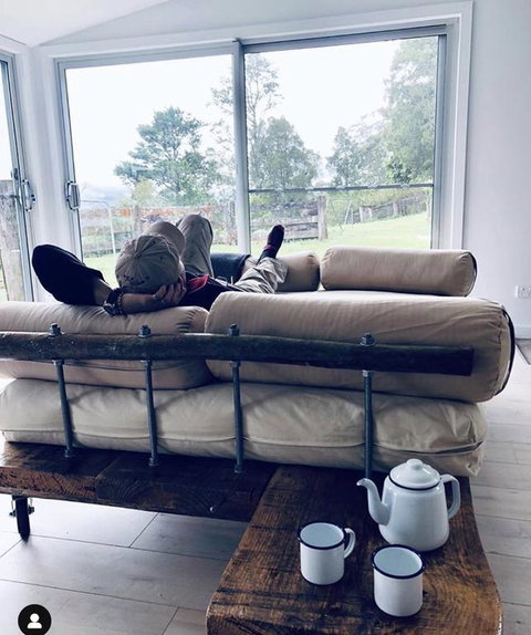 The Eco Hut - Accommodation Mount Tamborine 3