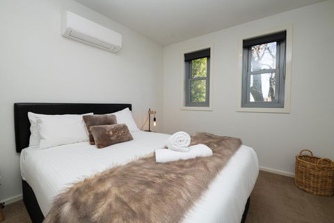 The Endsleigh -1 Bedroom Villa, Free Wifi, Near CBD - Accommodation Mount Tamborine 0