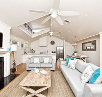 The Hamptons Beach House on Dutchies - Accommodation Mount Tamborine
