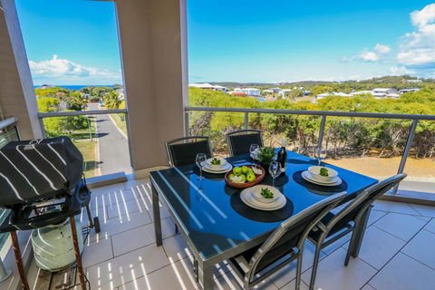 The Lazy Lizard - Accommodation Mount Tamborine 2
