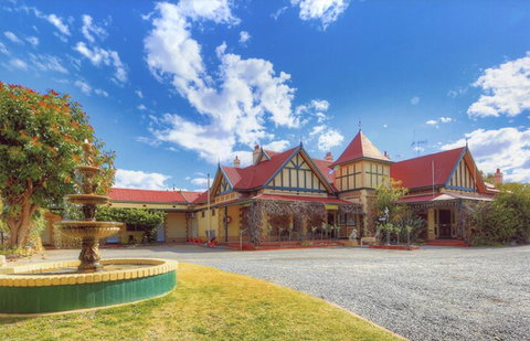 The Lodge Outback Motel - Accommodation Mount Tamborine 0