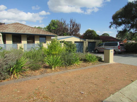 The Pommy Tree - Accommodation Mount Tamborine 2