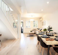 THE RENWICK - Hosted by L'Abode Accommodation - Accommodation Mount Tamborine