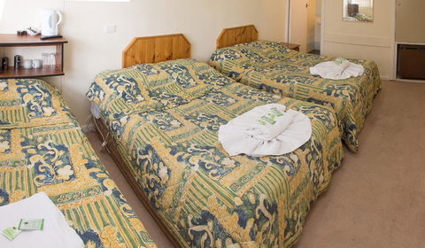 The Swiss Motel - Accommodation Mount Tamborine 1