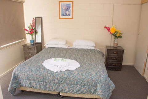 The Swiss Motel - Accommodation Mount Tamborine 2