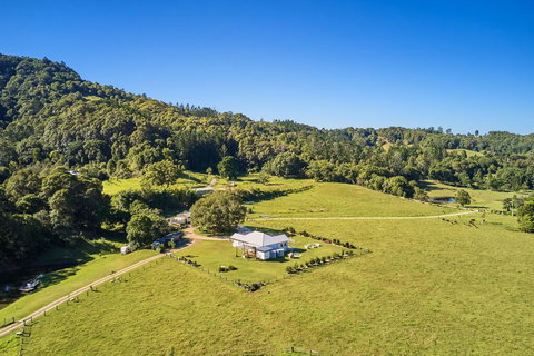The Vale - Accommodation Mount Tamborine 3