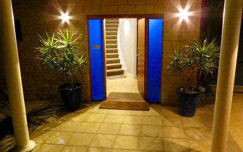 The Wave Oasis SC B&B - Accommodation Mount Tamborine 0