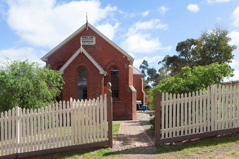 The Welsh Church - Accommodation Mount Tamborine 0
