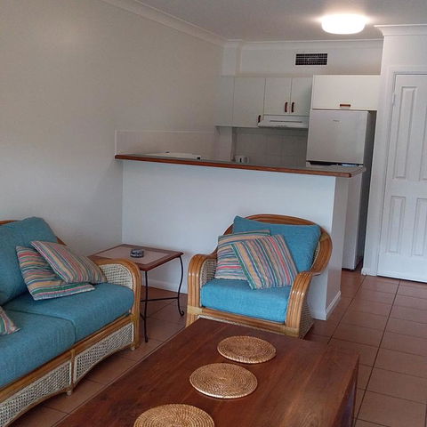 The York Beachfront Holiday Apartments - Accommodation Mount Tamborine 3