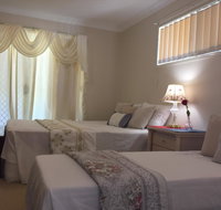 Theme Parks Amituofo Guest House - Accommodation Mount Tamborine