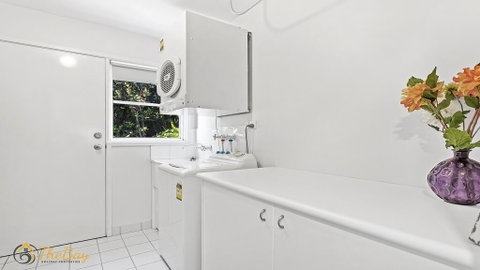 Thurlow Avenue 28 - Ripple Cove - Accommodation Mount Tamborine 1