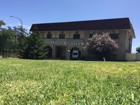 Tollgate Motel - Accommodation Mount Tamborine 2