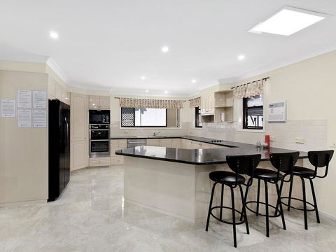 Toukley Waterfront House - Accommodation Mount Tamborine 3