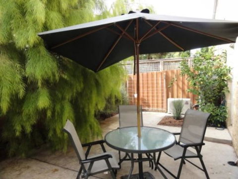Townhouse On Osbourne - Accommodation Mount Tamborine 0