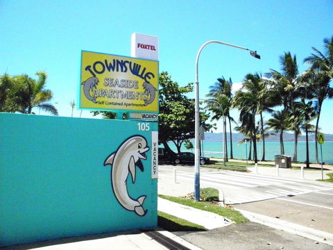 Townsville Seaside Apartments - Accommodation Mount Tamborine 0