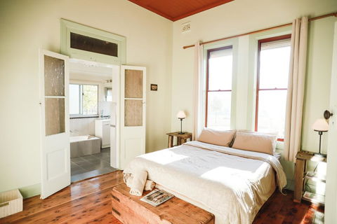 Tracton Homestead - Accommodation Mount Tamborine 3