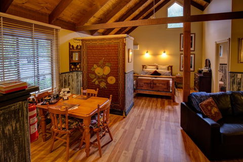 Trawool Cottages And Farmstay - Accommodation Mount Tamborine 3