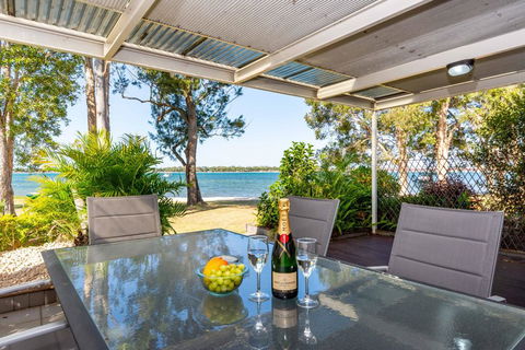 TREAT YOURSELF To Something Special! - Accommodation Mount Tamborine 0