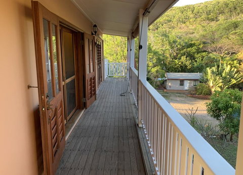 Tropical Styling - Accommodation Mount Tamborine 2