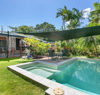 Tropical House Pool and Extra Bungalow 4 bedrooms - Accommodation Mount Tamborine
