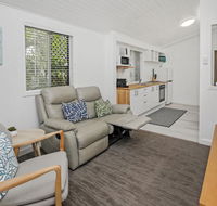 Tropical on McKenzie MK1 - Accommodation Mount Tamborine