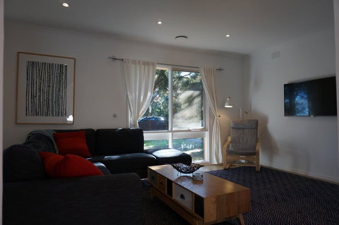 Tussock Sands - Accommodation Mount Tamborine 1