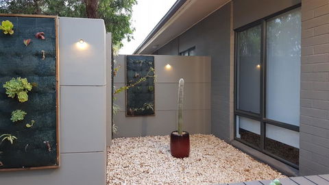 Two Bedroom Garden Apartment - Accommodation Mount Tamborine 3