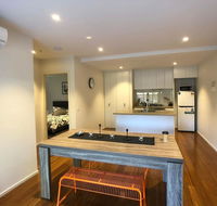 Two Brand New Bedrooms in the Sunlight Area - Accommodation Mount Tamborine