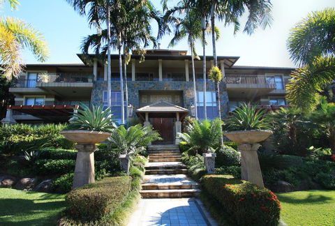 U 12 Santai - Accommodation Mount Tamborine 1