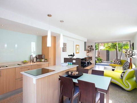 U3/27 Noosa Parade, Noosa Sound - Accommodation Mount Tamborine 3
