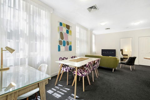 ULTIQA Rothbury Hotel - Accommodation Mount Tamborine 2