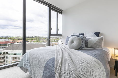 Unbridled City & River Views - Accommodation Mount Tamborine 0
