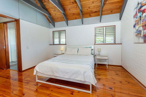 Unique Getaway 300m To Bribie Foreshore, Bongaree - Accommodation Mount Tamborine 0