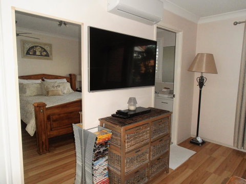 Unwind In This Gorgeous Retreat - Accommodation Mount Tamborine 3