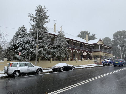 Victoria Albert Guest House Bar Cafe And Restaurant - Accommodation Mount Tamborine 0