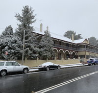 Victoria Albert Guest House Bar Cafe and Restaurant - Accommodation Mount Tamborine