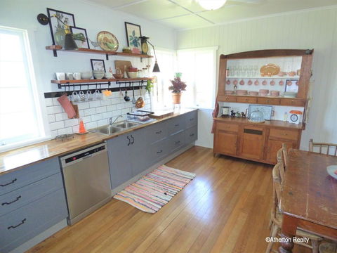 Victoria House - Accommodation Mount Tamborine 2