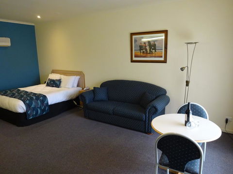 Victoria Lodge Motor Inn & Apartments - Accommodation Mount Tamborine 2