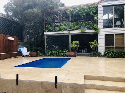 Victorian Beach House - Accommodation Mount Tamborine 3