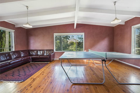 Wallace Street 18 - Linen Included Walk To Beach And Golf Club - Accommodation Mount Tamborine 3